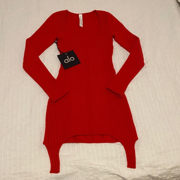 NWT Alo Yoga - CASHMERE Ma Cherie Garter Dress - Rouge - Picture 4 of 10